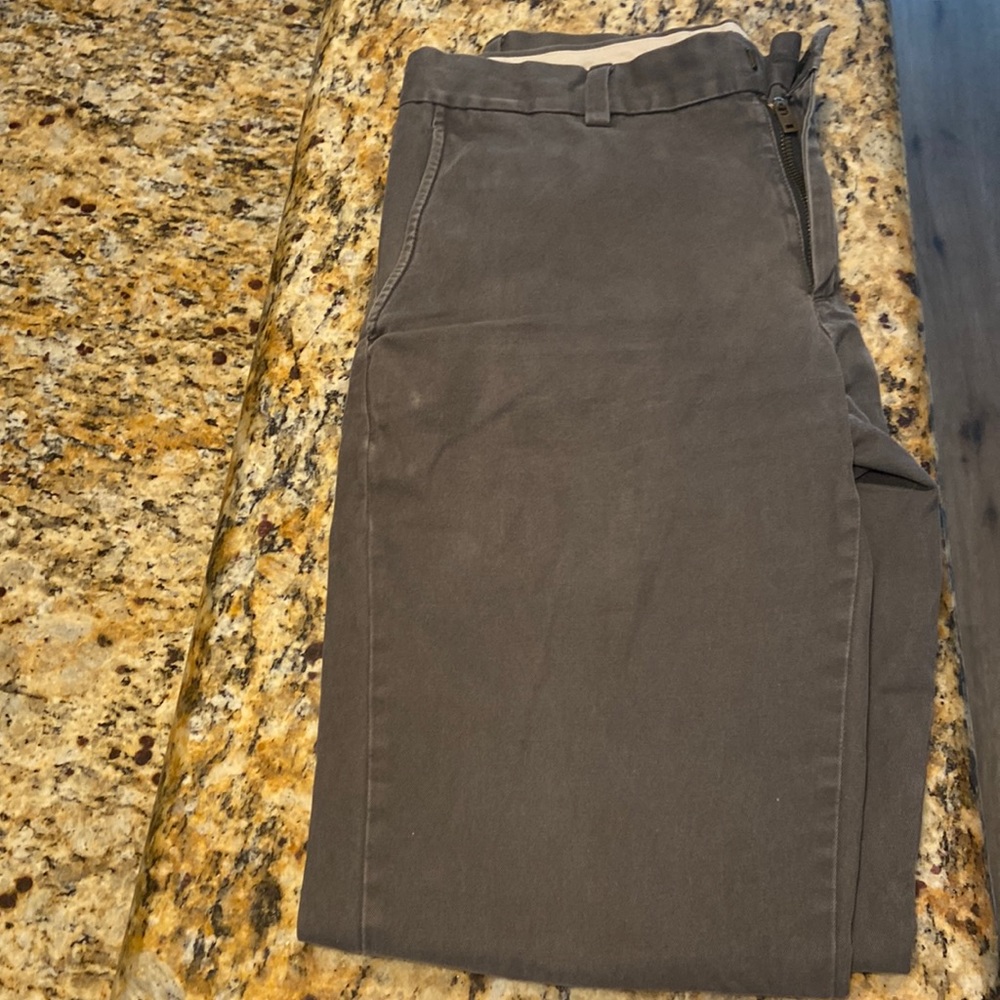 Men’s chinos